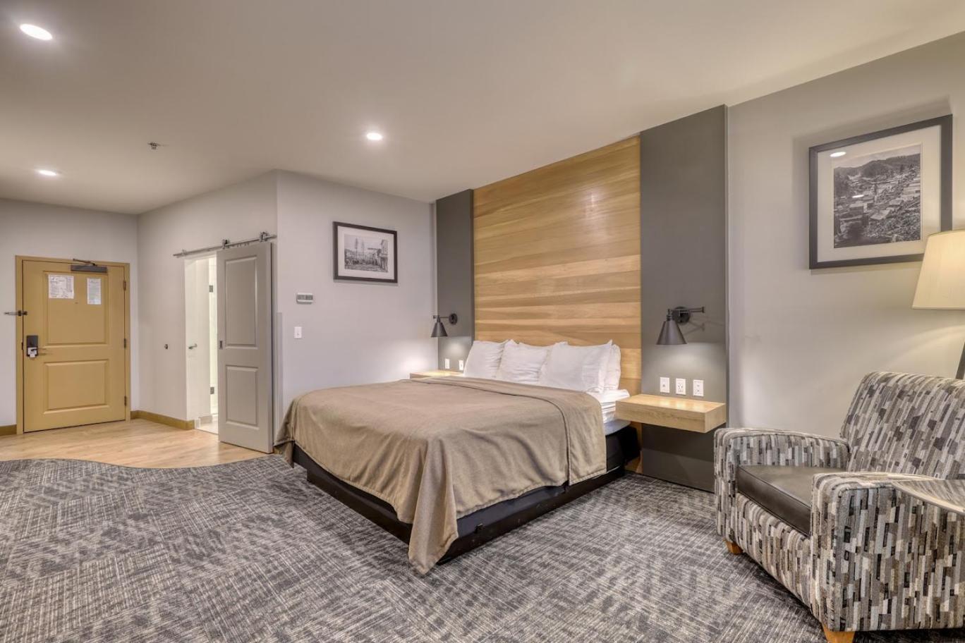 Standard King Room,1698935262:JPEG